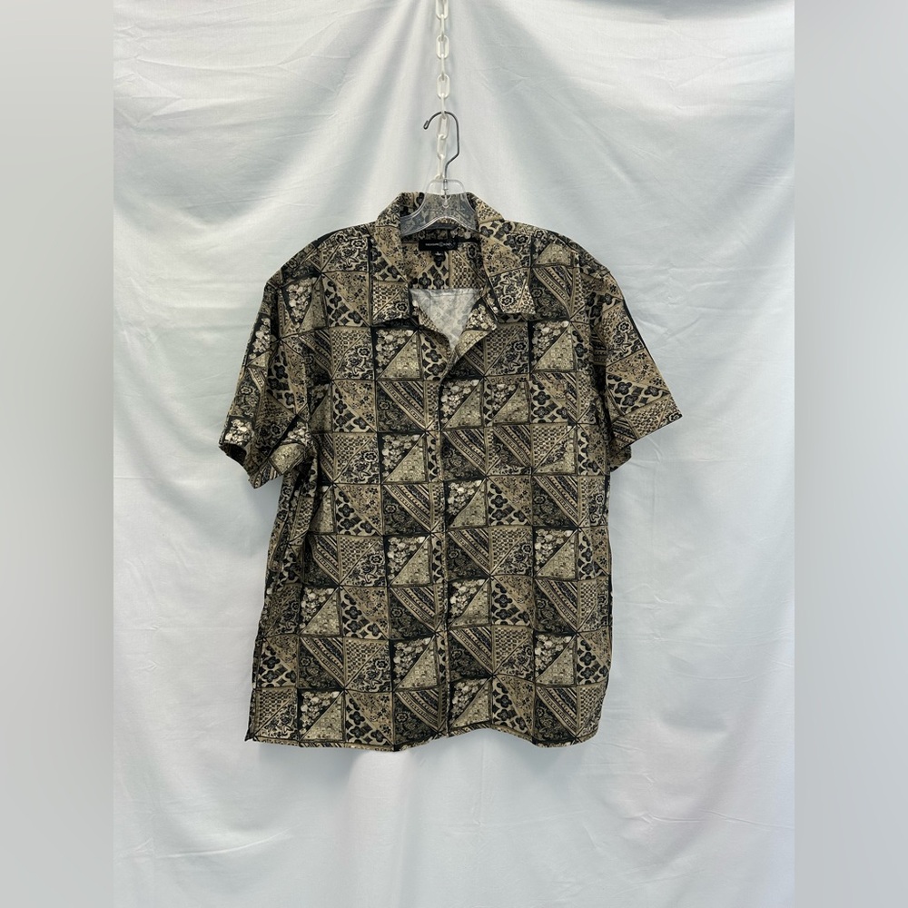 Treasure & Bond Men’s Button Up Shirt